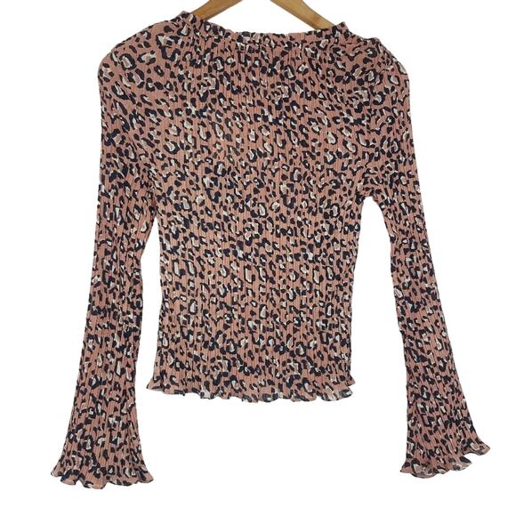 Code Mode | Long Sleeve Animal Print Ribbed - Picture 2 of 9